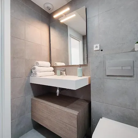 Allonbay & Nature Apartment, 1st Line Playa El Torres